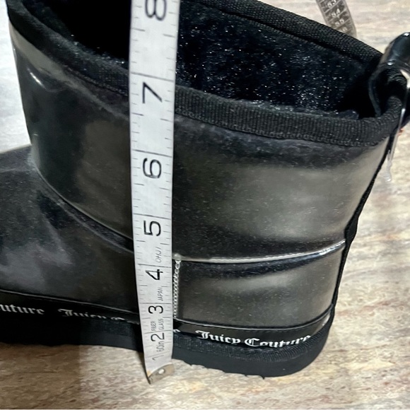 Juicy Couture clear rubber ankle boots with black faux fur - Picture 13 of 13